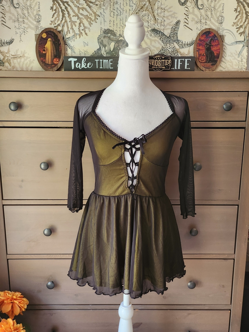 Urban Outfitters Romper Size Small